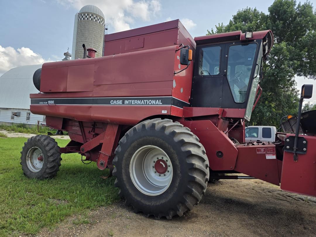 Image of Case IH 1666 Primary image