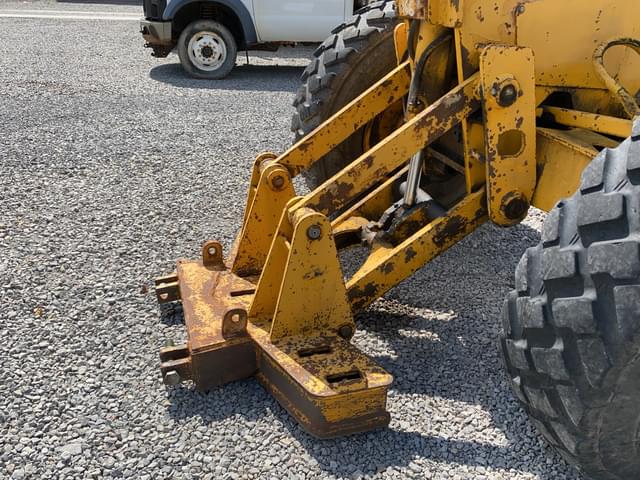 Image of John Deere 772A equipment image 1