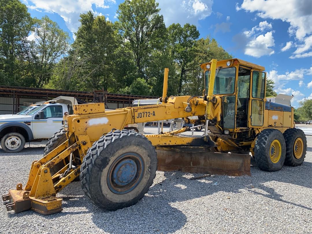 Image of John Deere 772A Primary image