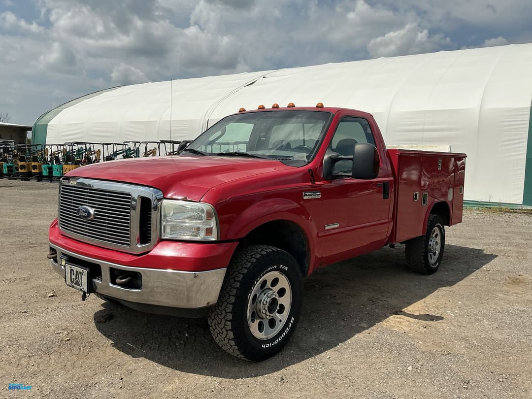 Image of Ford F-350 Primary image
