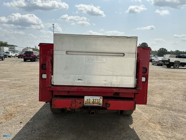 Image of Ford F-350 equipment image 3