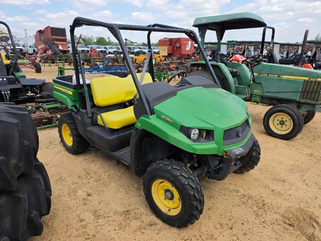 Image of John Deere XUV 550 equipment image 3