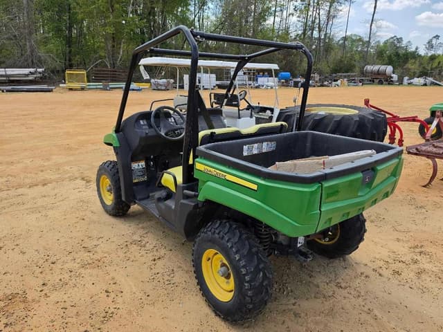 Image of John Deere XUV 550 equipment image 1