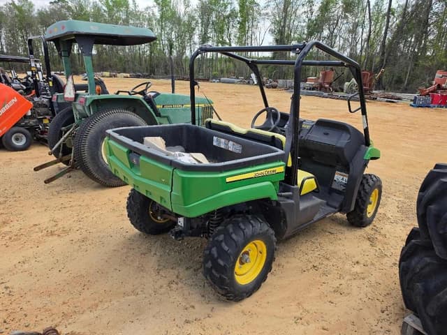 Image of John Deere XUV 550 equipment image 2