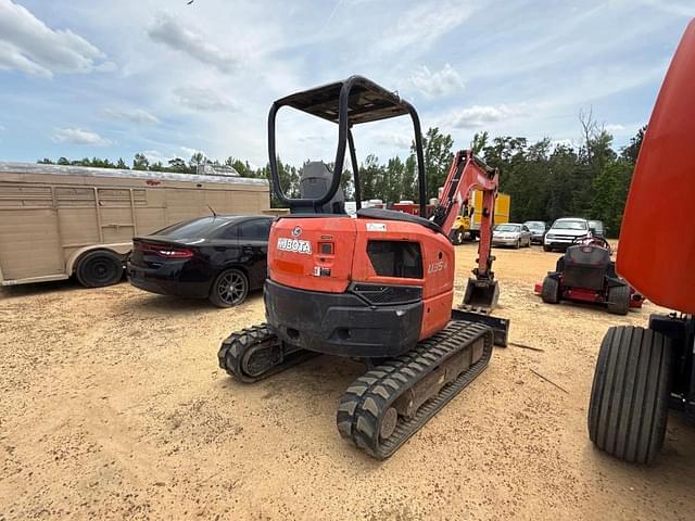 Image of Kubota U35-4 equipment image 3