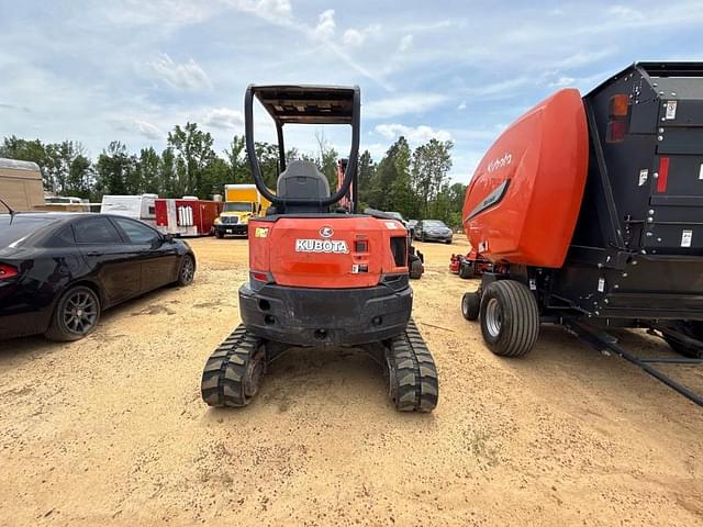 Image of Kubota U35-4 equipment image 4