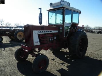 Main image International Harvester 806