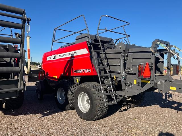 Image of Massey Ferguson LB2233 equipment image 2