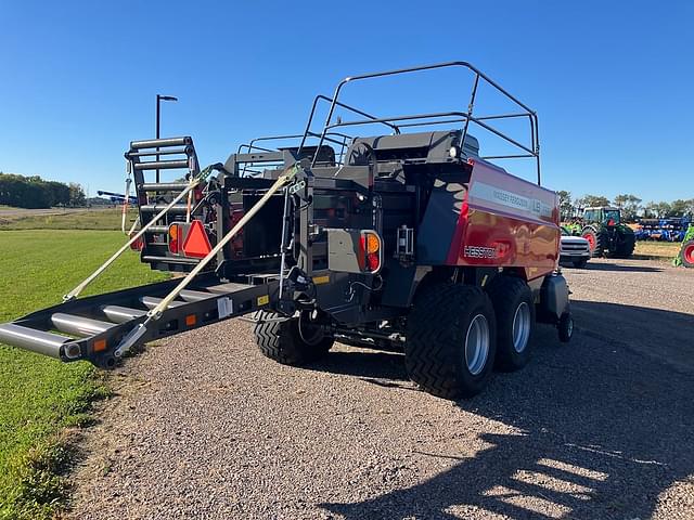 Image of Massey Ferguson LB2233 equipment image 1