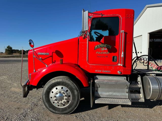Image of Kenworth T800 equipment image 2