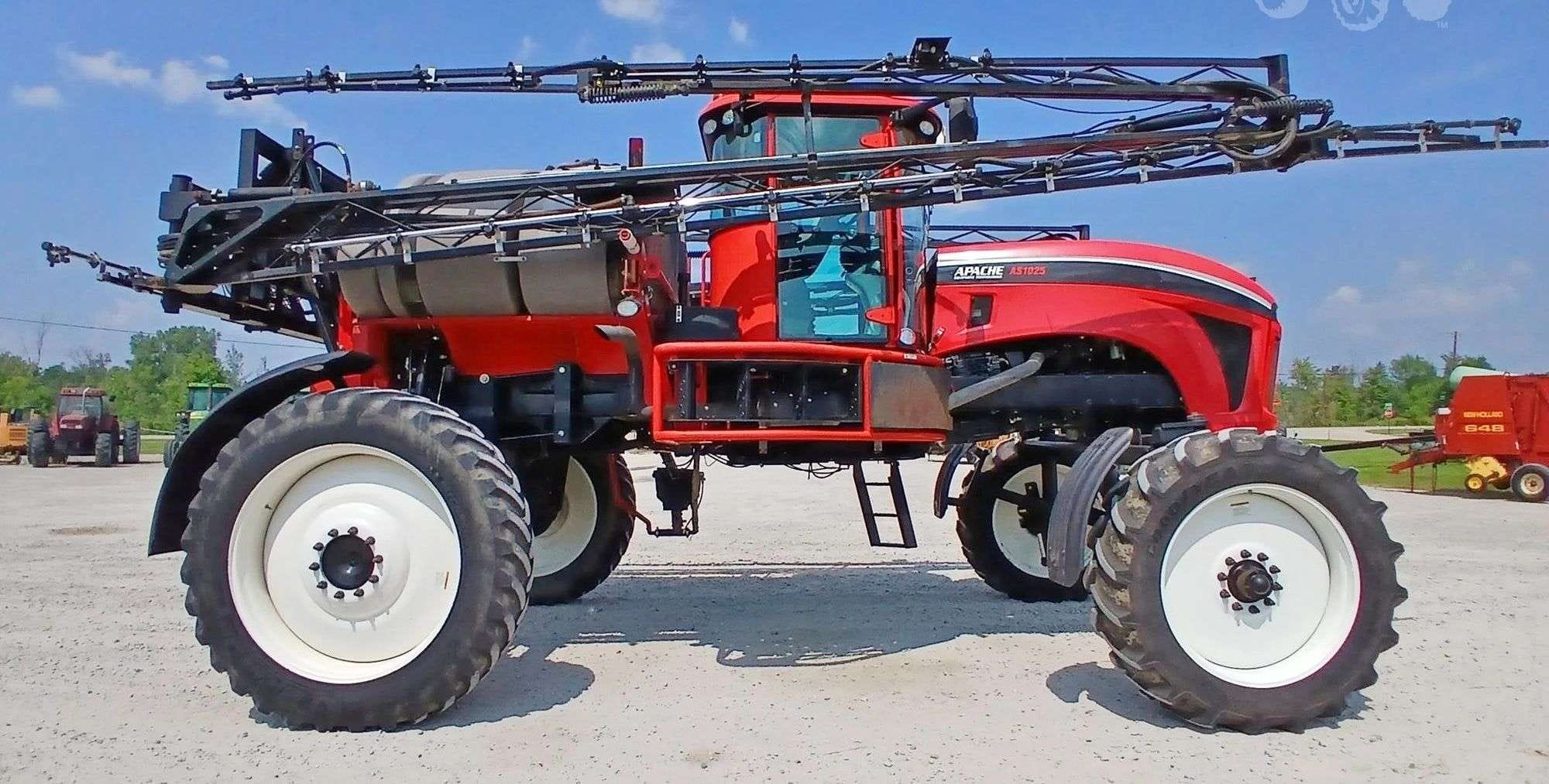 2014 Apache AS1025 Equipment Image0