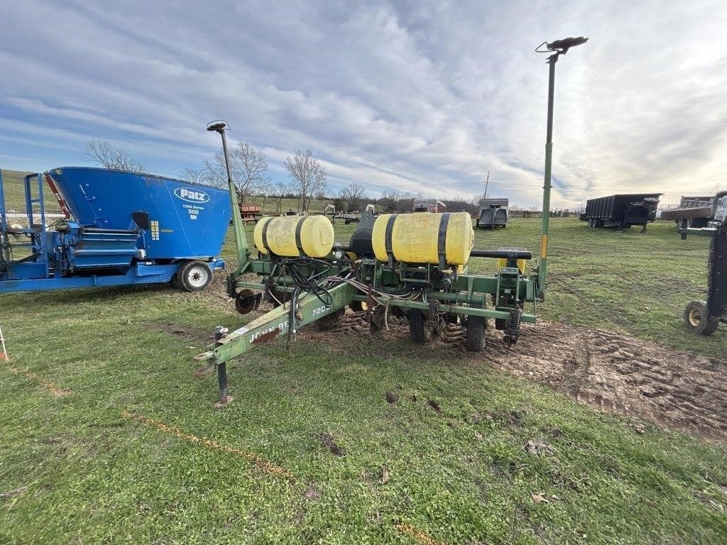 Image of John Deere MaxEmerge 2 Primary image