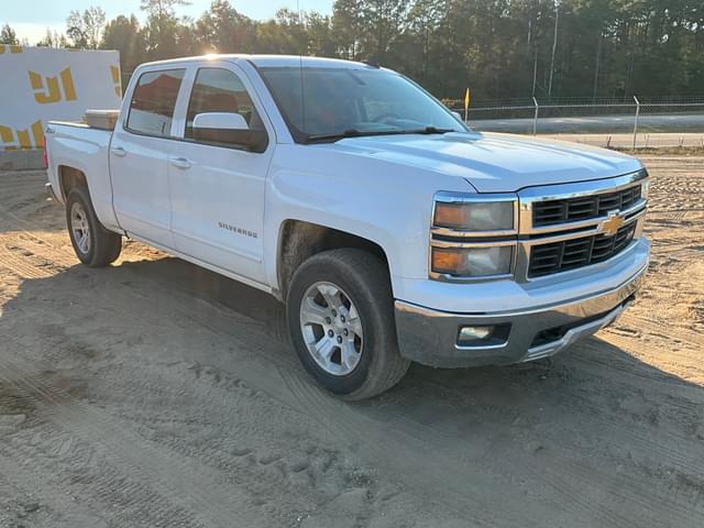 Image of Chevrolet Silverado equipment image 2