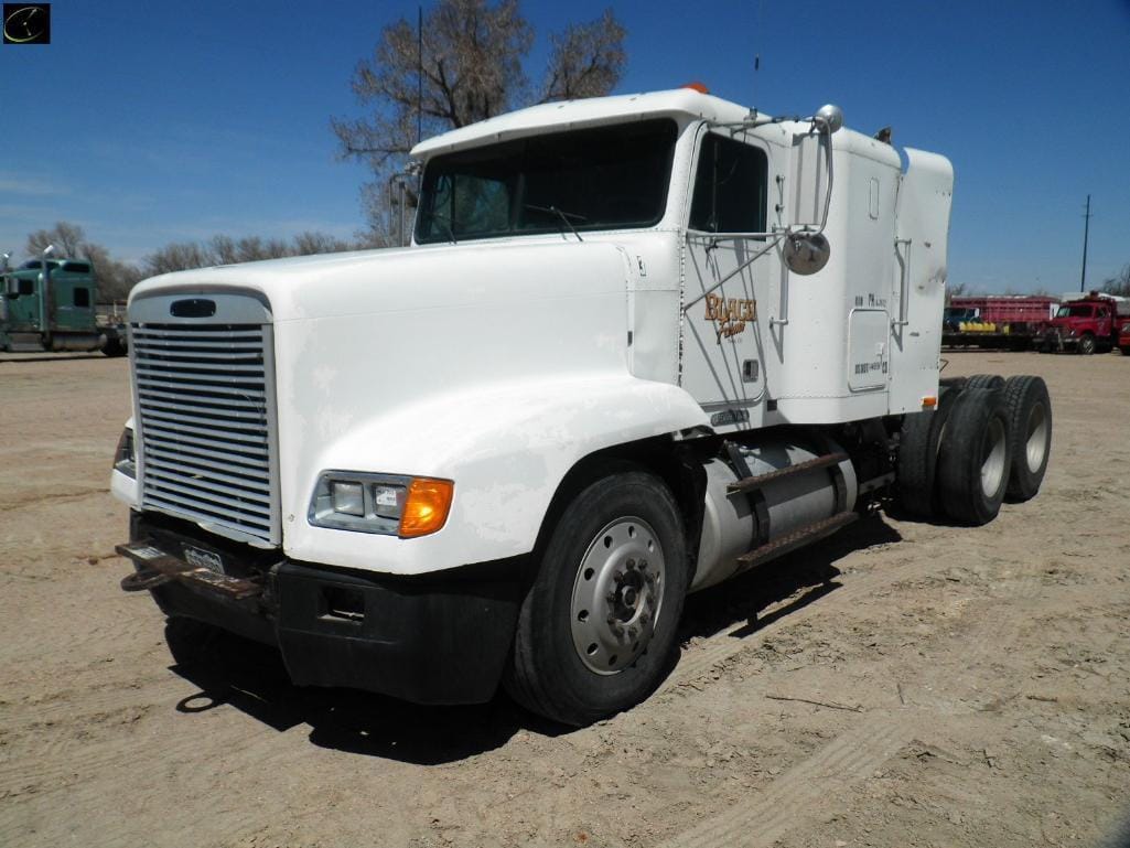 Main image Freightliner FLD120