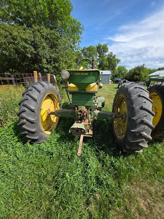 Image of John Deere 60 equipment image 3