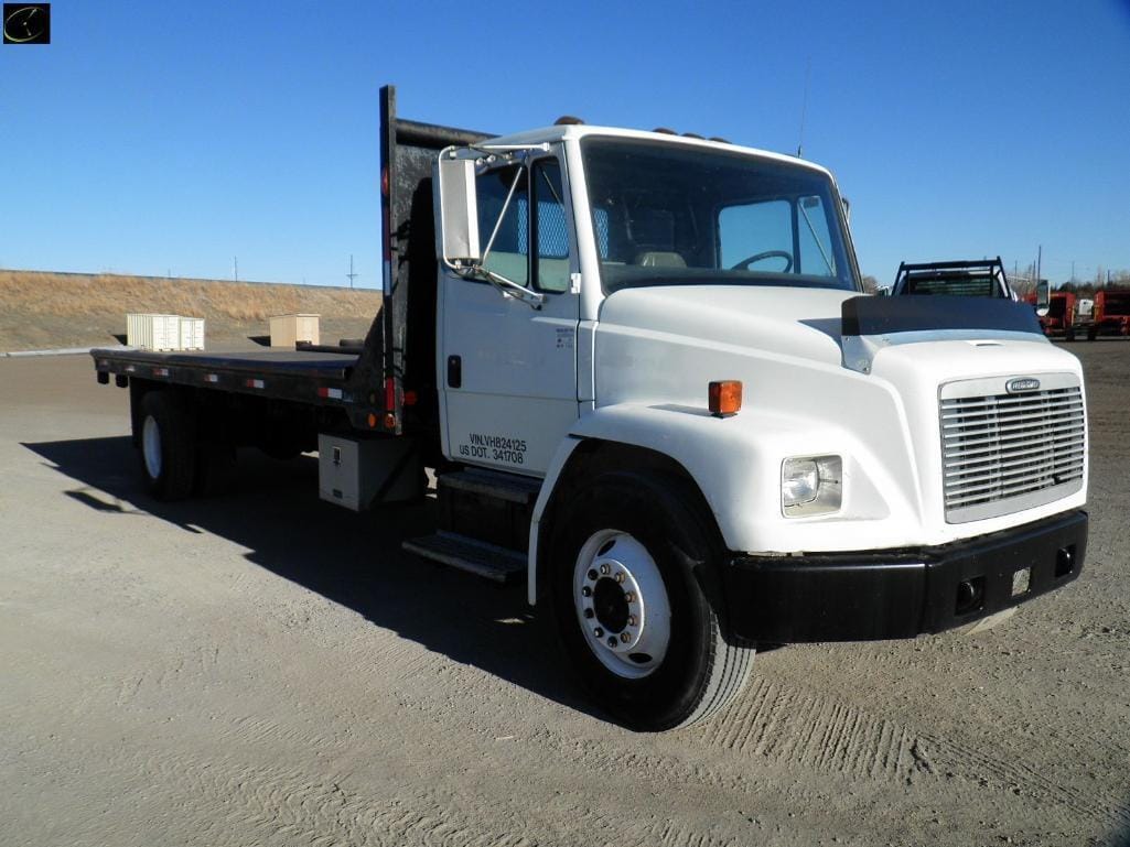 Main image Freightliner FL70