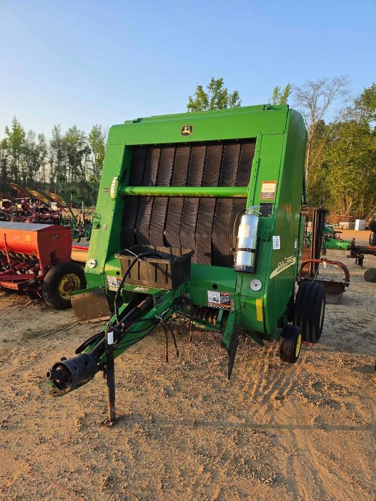 John Deere 567 Equipment Image0