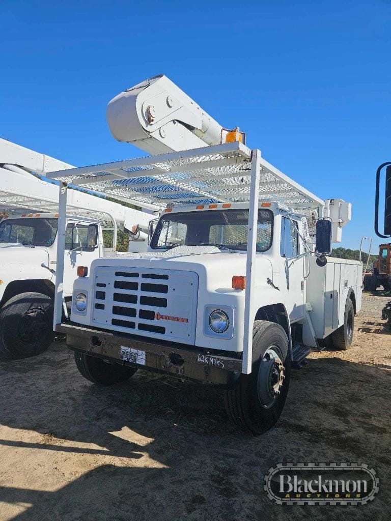 1989 International 1654 Equipment Image0