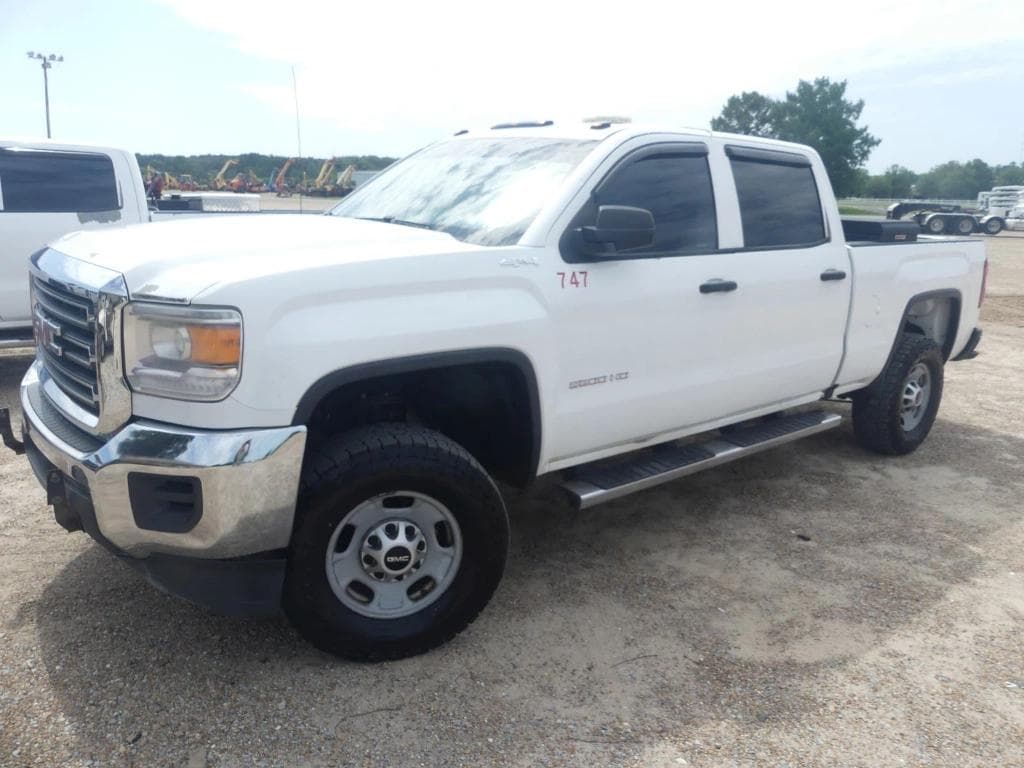 Image of GMC 2500HD Primary image