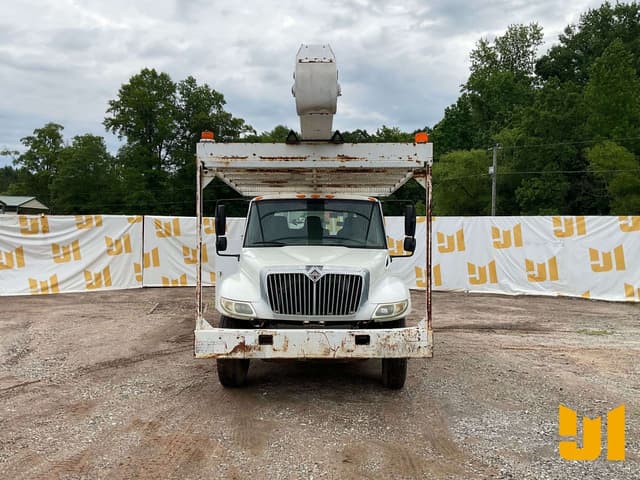 Image of International 4300 SBA equipment image 1