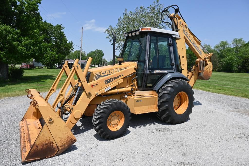 Main image Case 590 Super L