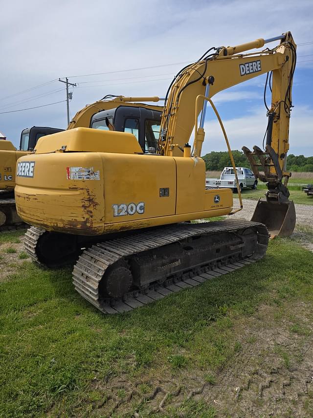 Image of John Deere 120C equipment image 4