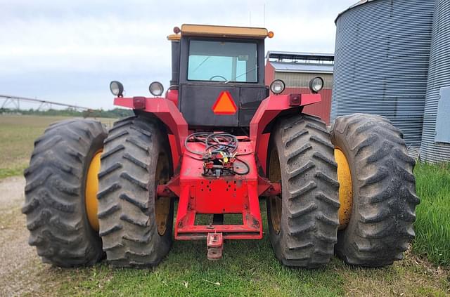 Image of Versatile 835 equipment image 3