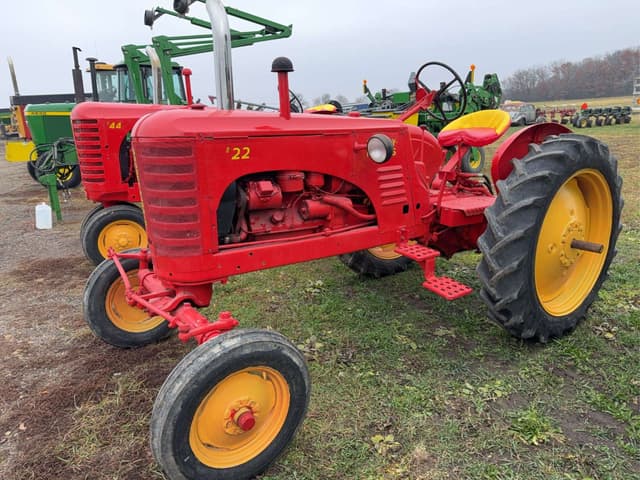 Image of Massey-Harris 22 equipment image 1