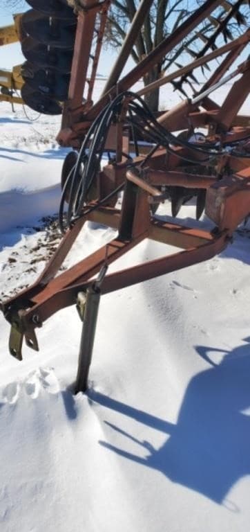 Image of International Harvester 490 equipment image 2