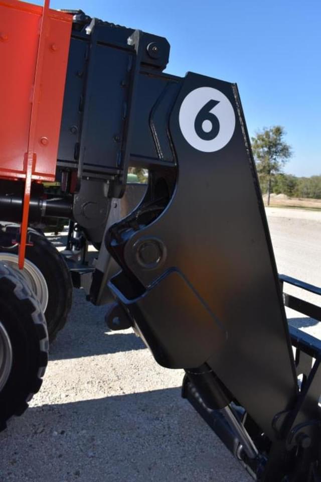 Image of JLG 6042 equipment image 4