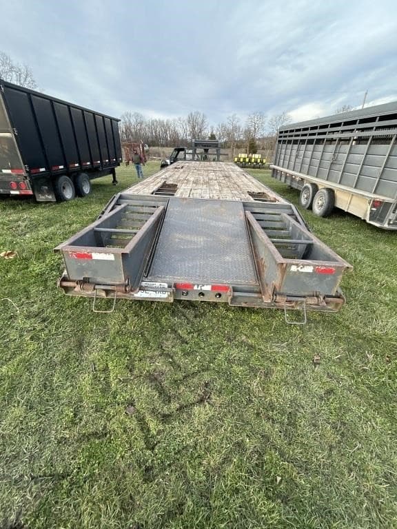 Image of Friesen Trailers GN-32-H equipment image 2