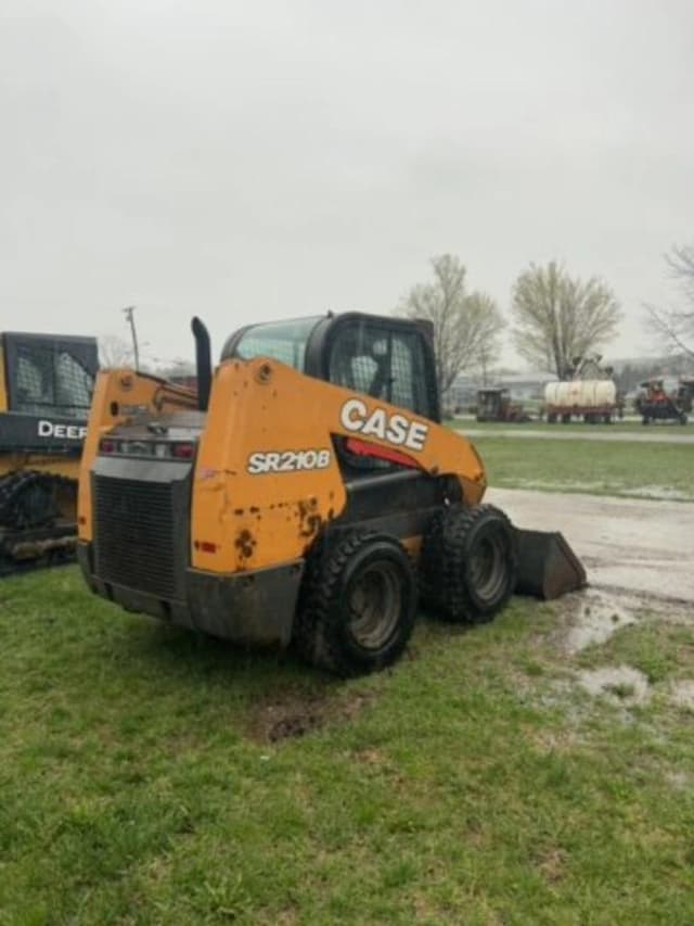 Image of Case SR210B equipment image 2