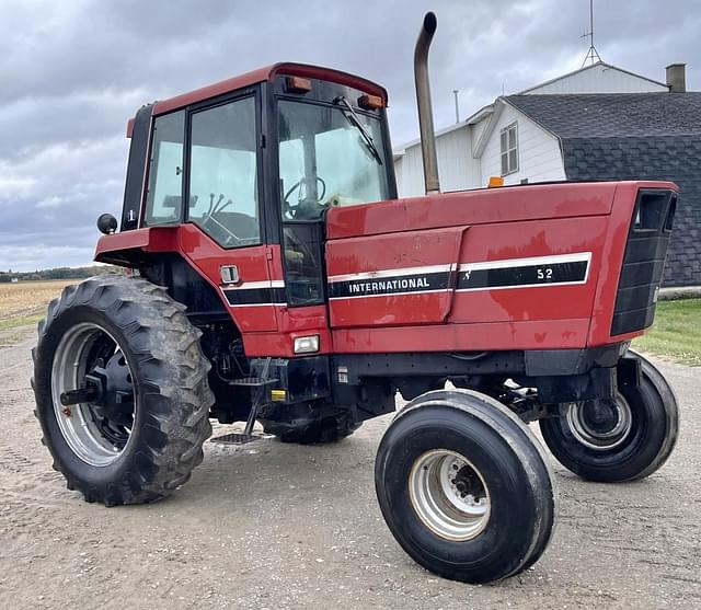 Image of International Harvester 5288 equipment image 3