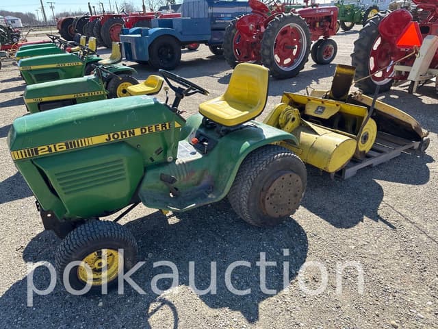 Image of John Deere 216 equipment image 2