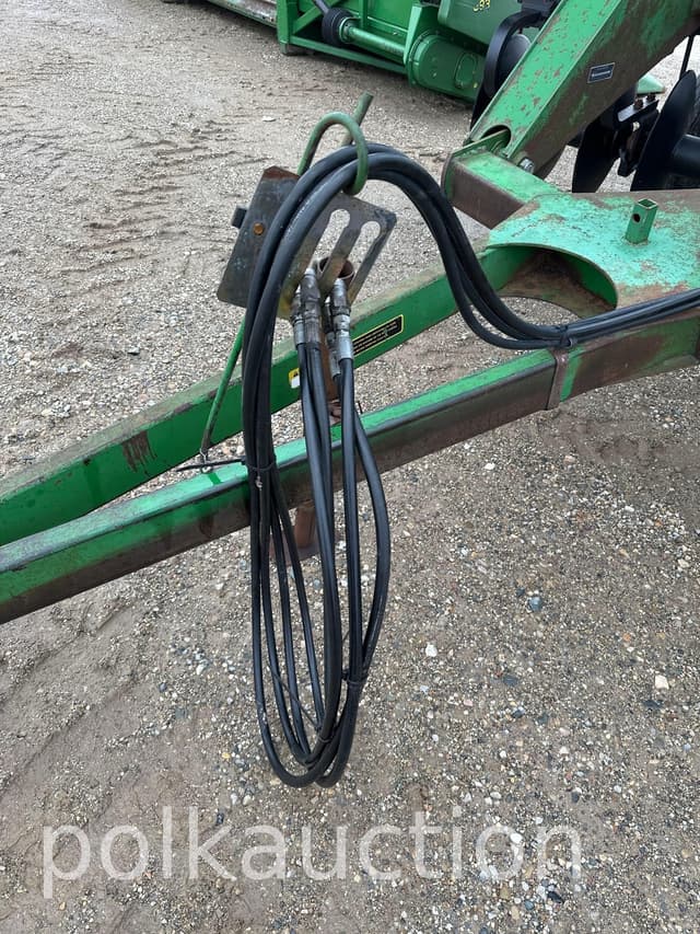 Image of John Deere 635 equipment image 1