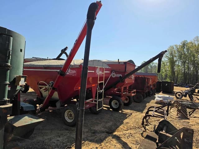 Image of E-Z Trail 230 equipment image 1