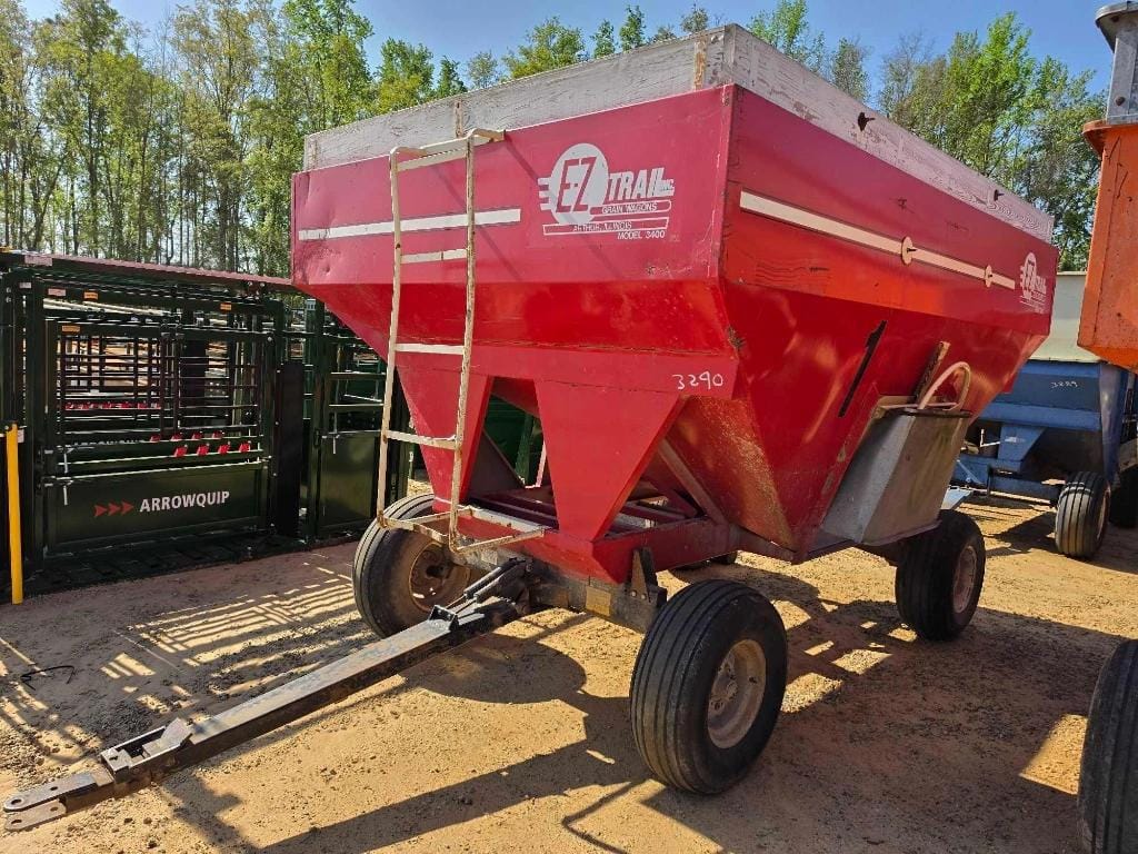 E-Z Trail 3400 Equipment Image0