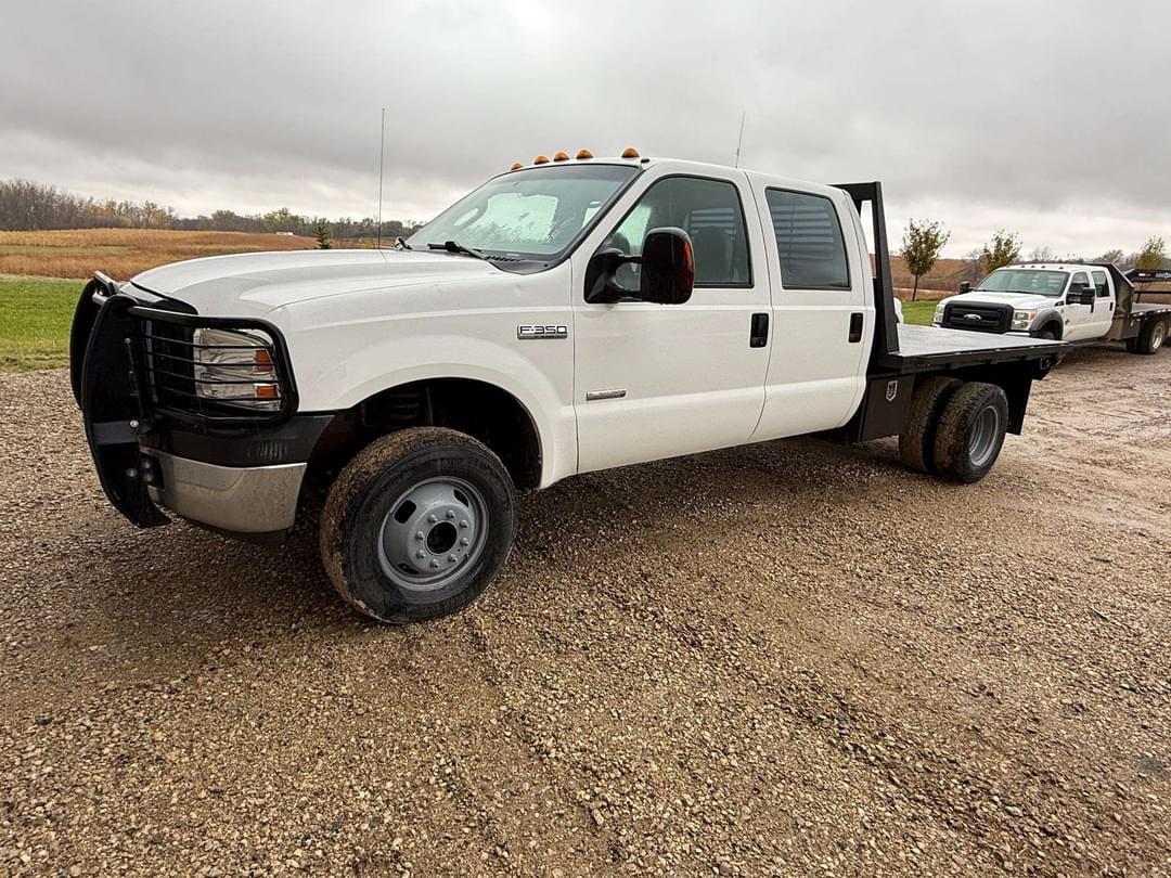 Image of Ford F-350 Primary image