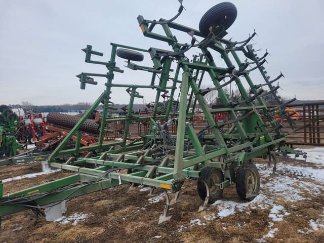 Image of John Deere 960 equipment image 2