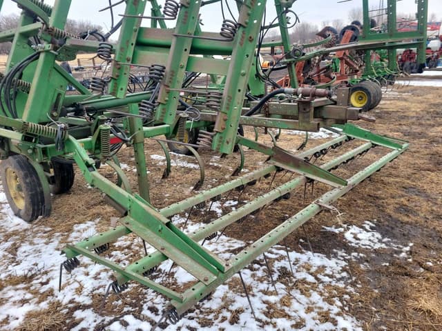 Image of John Deere 960 equipment image 4