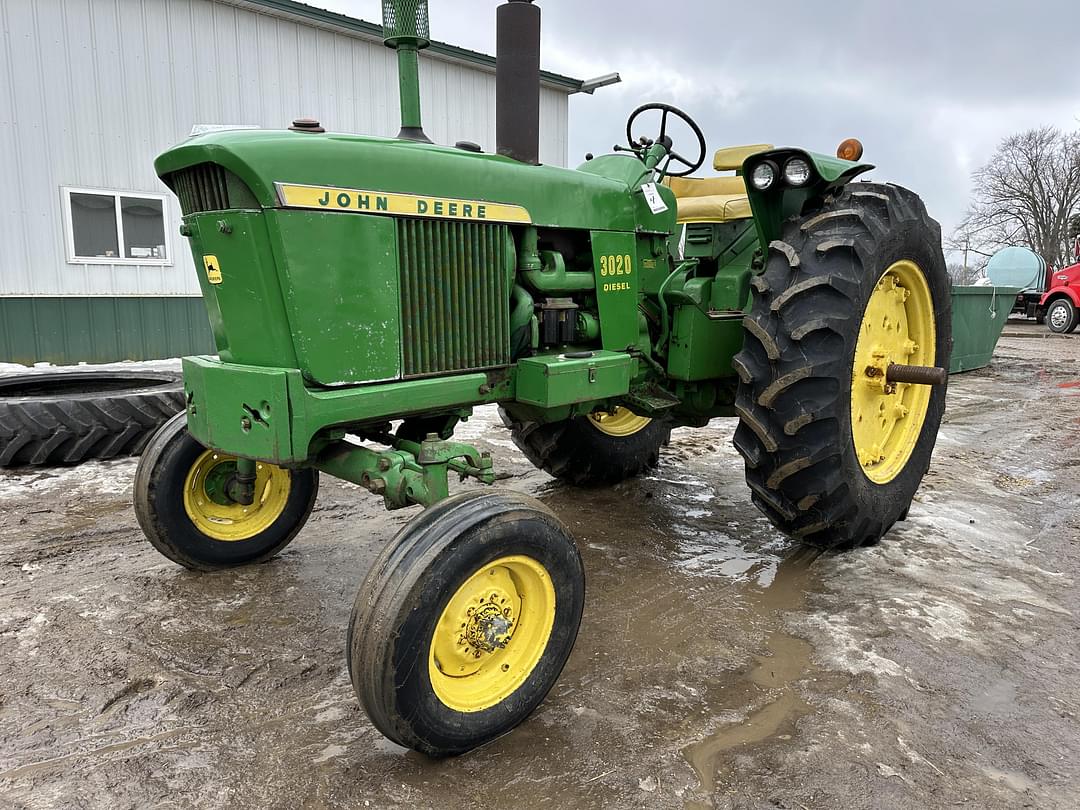 Image of John Deere 3020 Primary image