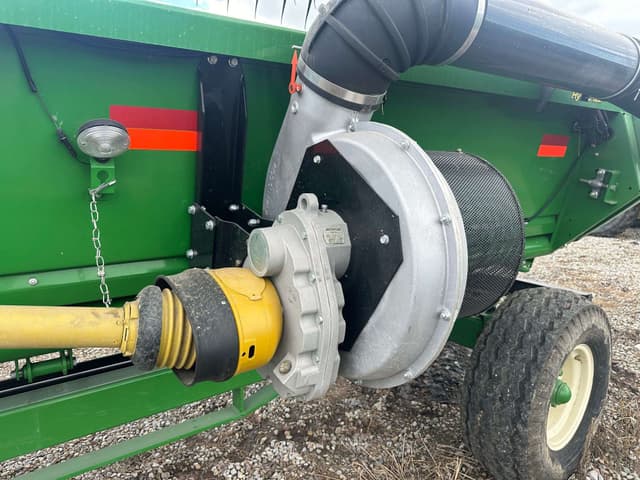 Image of John Deere 635F equipment image 4