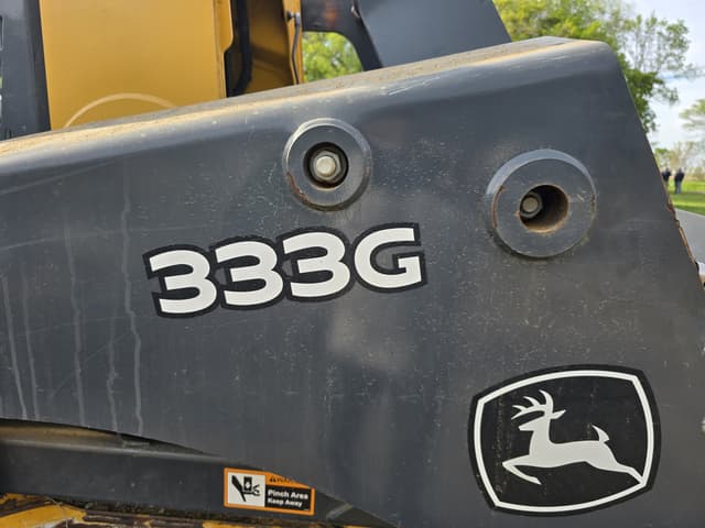 Image of John Deere 333G equipment image 4