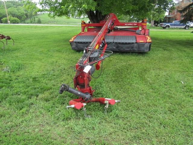 Image of New Holland 313 equipment image 3