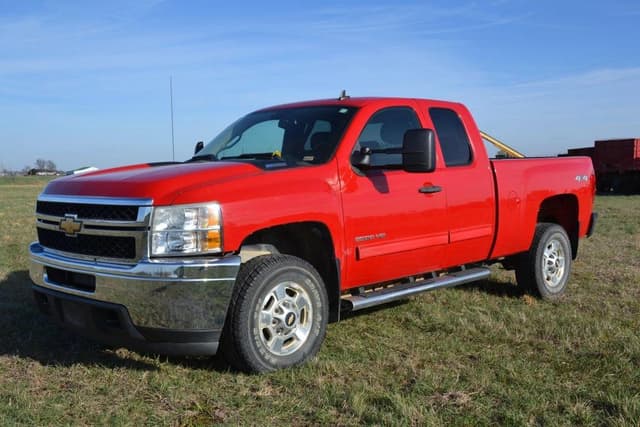 Image of Chevrolet 2500HD equipment image 1