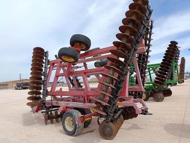 Image of Sunflower 1435 equipment image 1