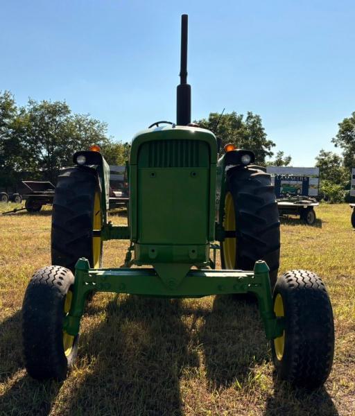 Image of John Deere 4020 equipment image 3
