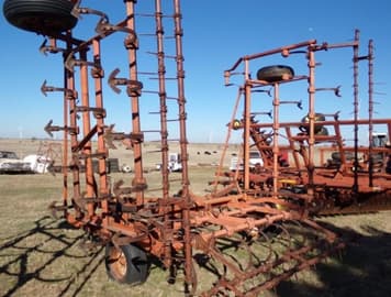 Main image Allis Chalmers 1300