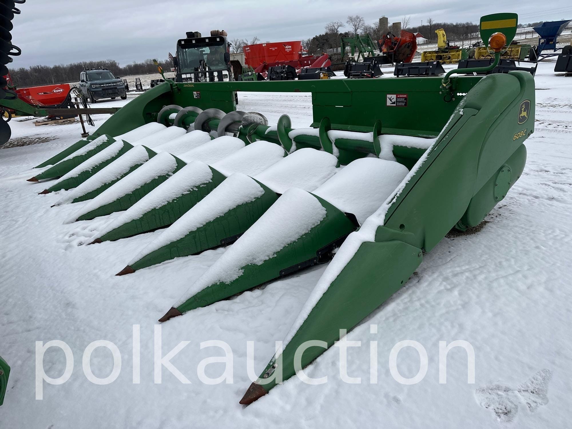 John Deere 608C Equipment Image0