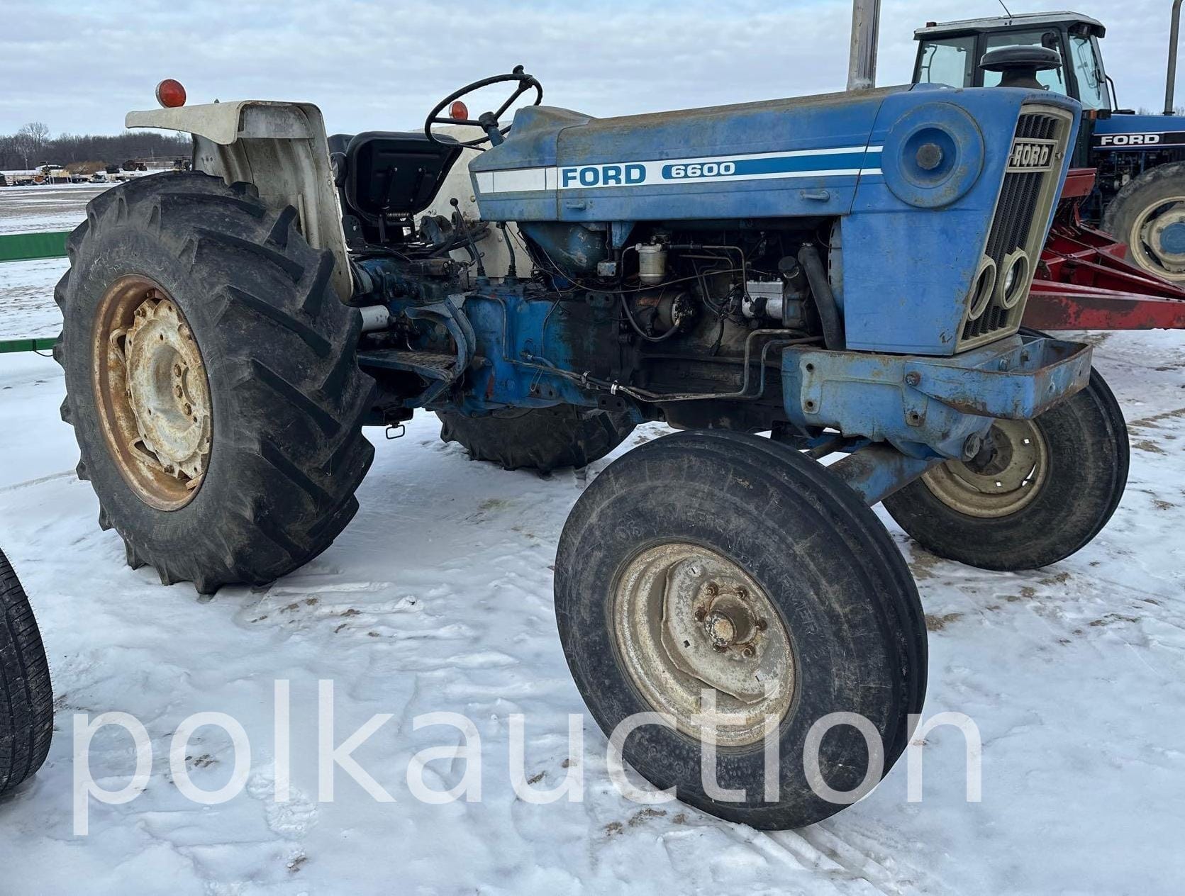 Ford 6600 Equipment Image0